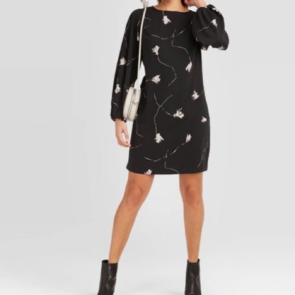 FlORAL SILKY SHIFT DRESS - Picture 1 of 8